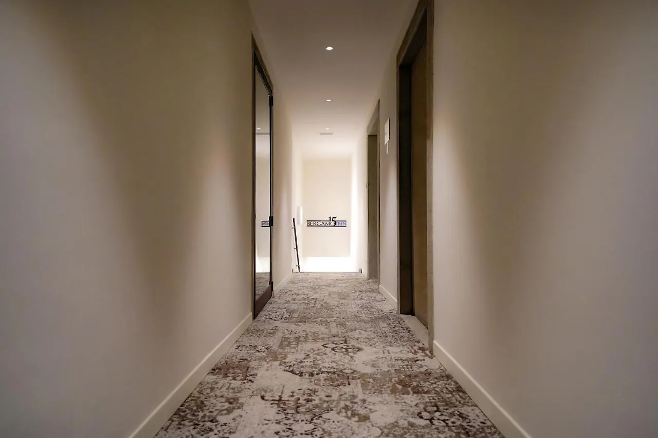 Bergamo Inn 15 Pensionat